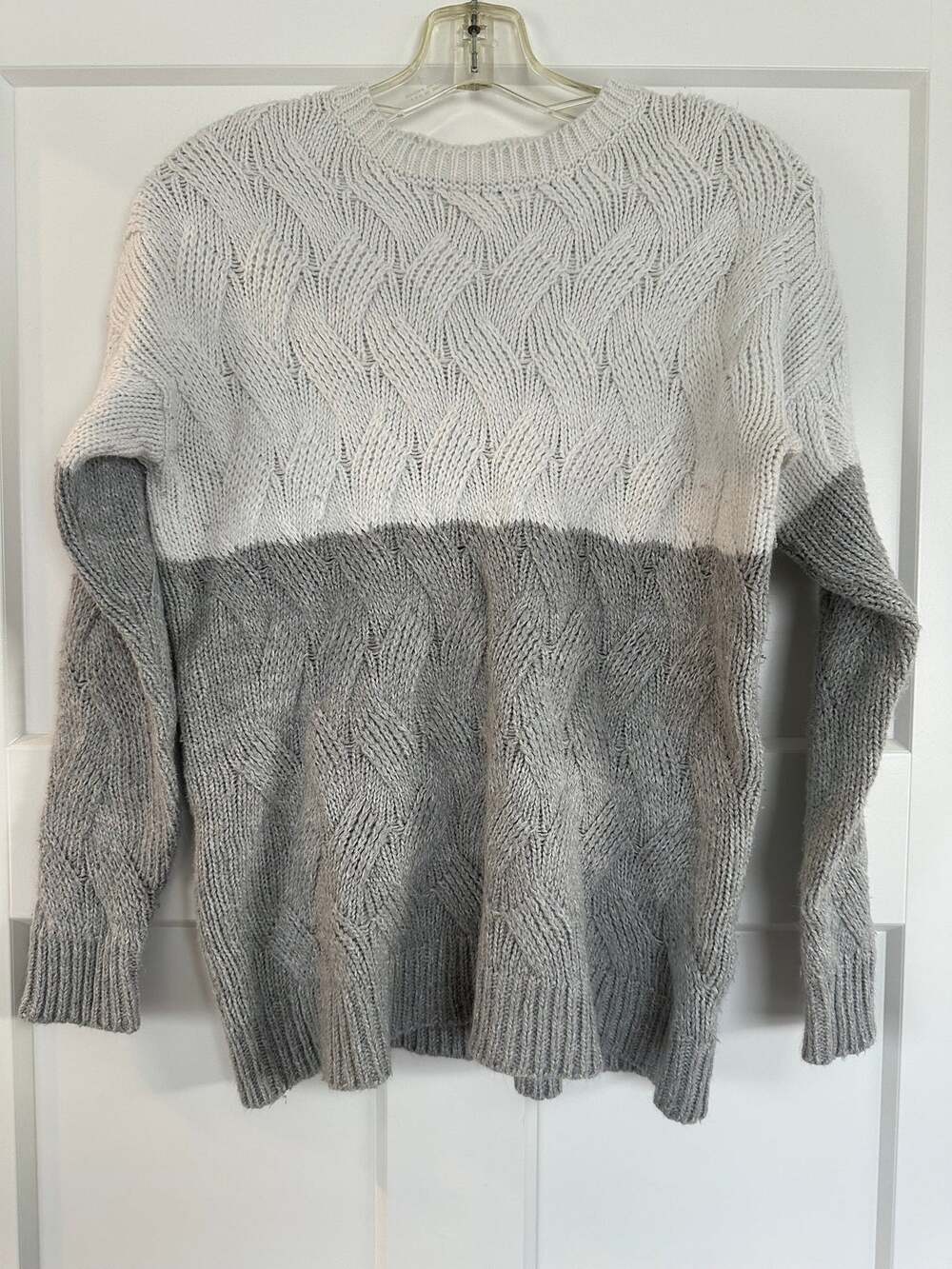 A New Day Womens Oversized White Gray Cable Knit Sweater Size XS